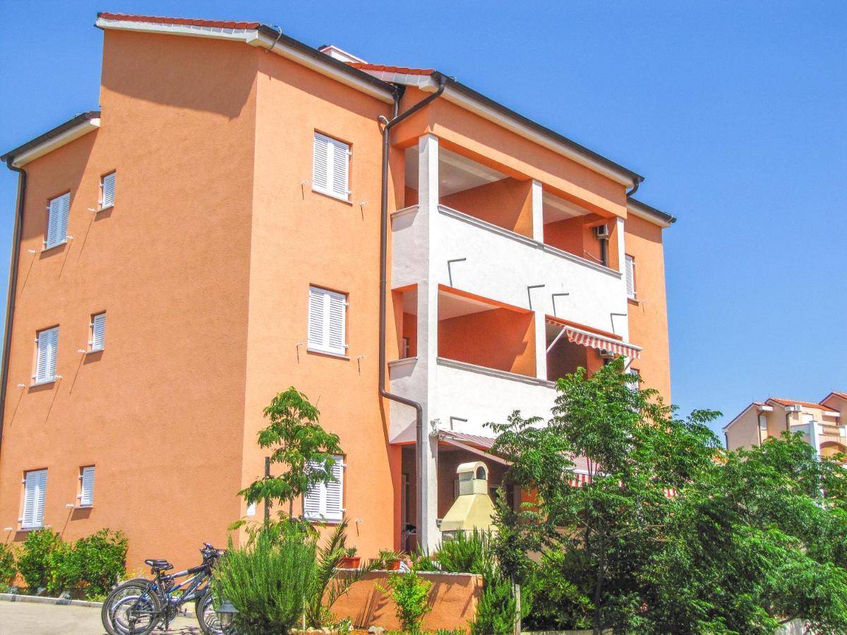 Apartment Damir نوفاليا المظهر الخارجي الصورة